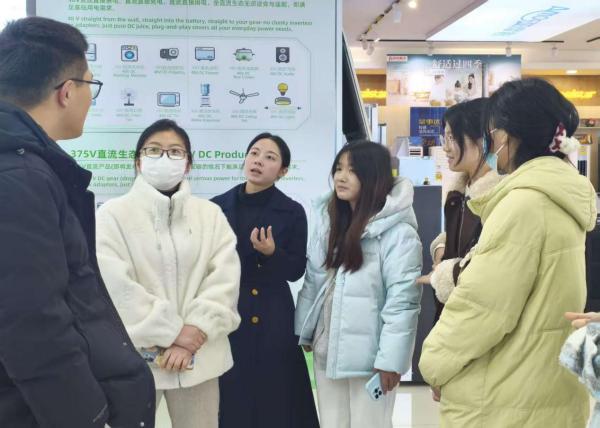 "C:\Users\王洁\Desktop\图片1600.jpg"